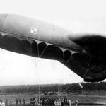 Lata 1920-1931 , (prawdopodobnie) poligon 2 Batalionu Balonowego w Jabłonnie Legionowo Piaski - francuski balon obserwacyjny Caquot